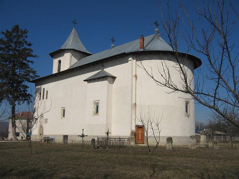 Biserica - exterior