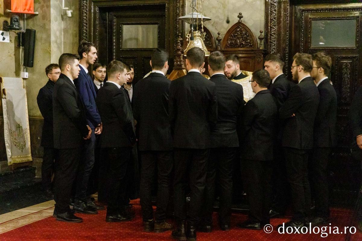 Liturghie arhierească la Catedrala Mitropolitană din Iași  în cinstea Sfinților Trei Ierarhi / Foto: pr. Silviu Cluci